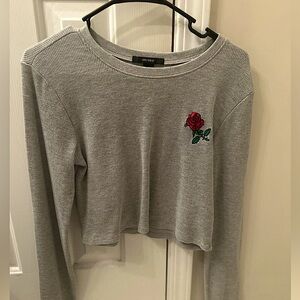 Forever 21 long sleeve grey cropped Large shirt